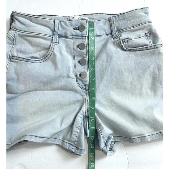 NINE WEST Light Blue High Rise Denim Shorts with Buttons Front Women's Shorts 4 - Picture 13 of 14